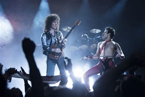 Bohemian Rhapsody là một bản ballad opera rock đầy tính kịch và thể hiện khả năng sáng tác của Queen